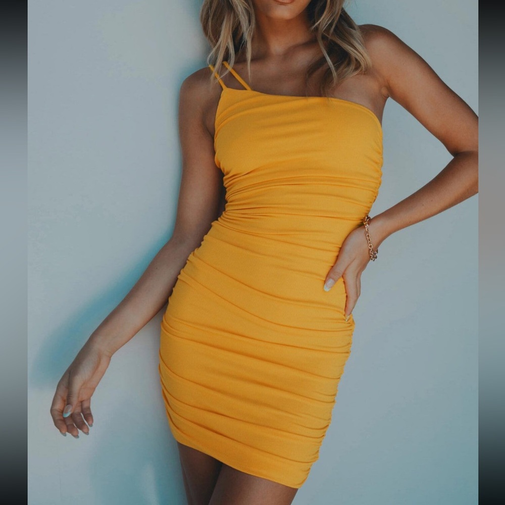 Princess Polly reece mini orange dress